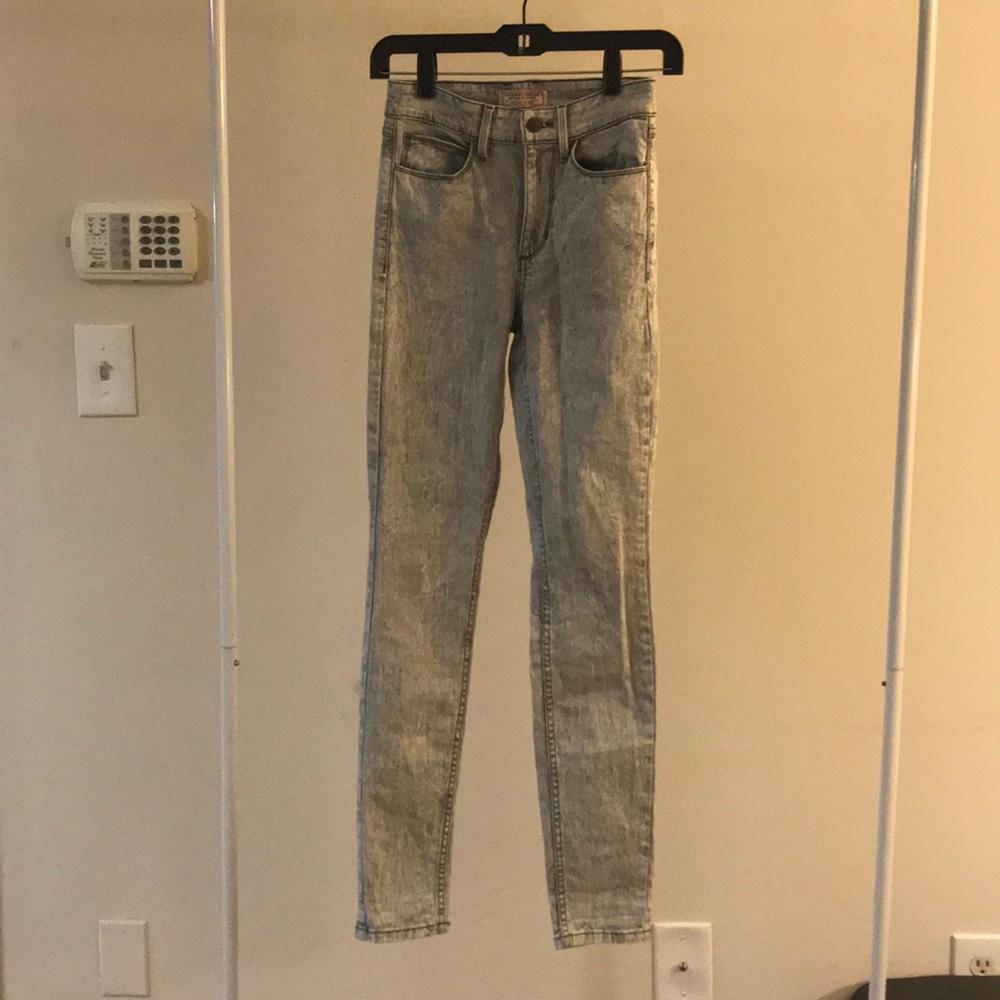 Guess Jeans